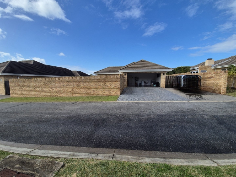 3 Bedroom Property for Sale in Weybridge Park Eastern Cape